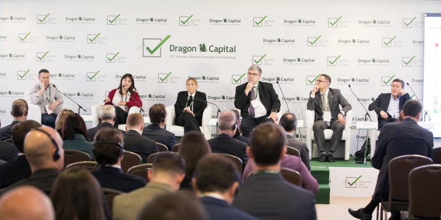 Семінар з політичними експертами